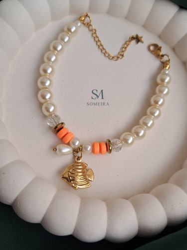 دستبند با آویز ماهی