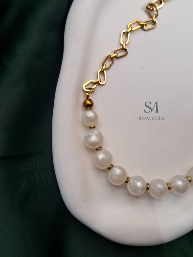 گردنبند ژورنالی